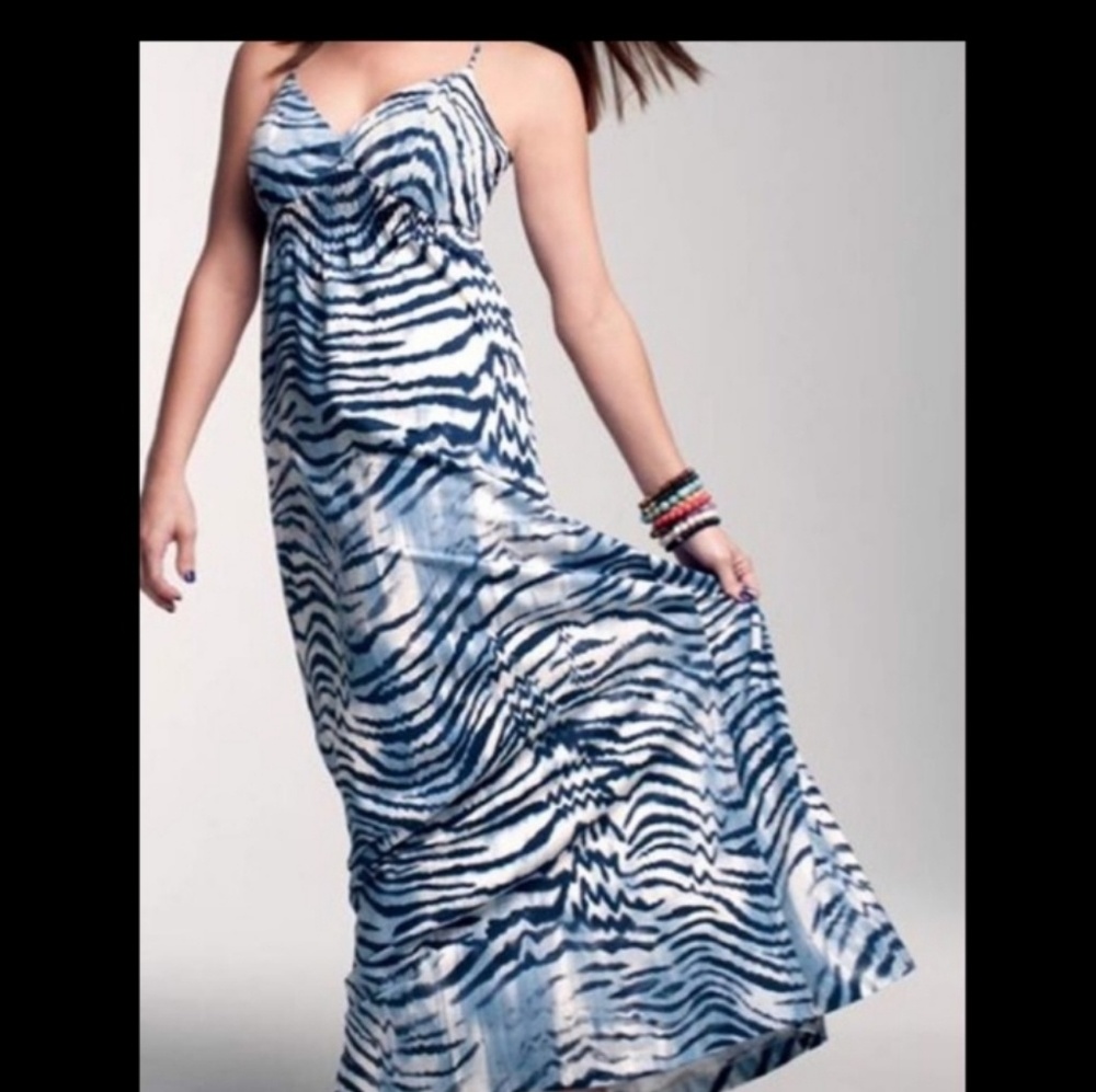 mark. Easy going maxi dress sz L